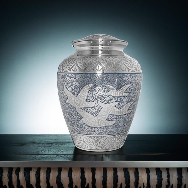 Lovely Eagle Engraved Cremation Urn for Male and Female Human Ashes Funeral Urn