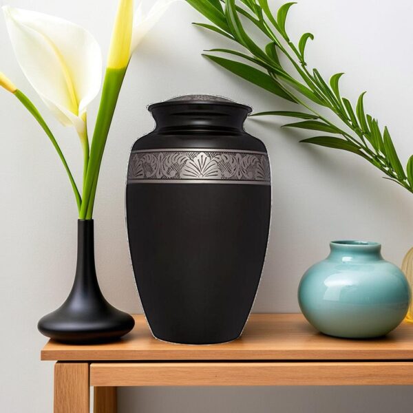 Beautiful Classic Black Cremation Urn for Male and Female Human Ashes Funeral Urn